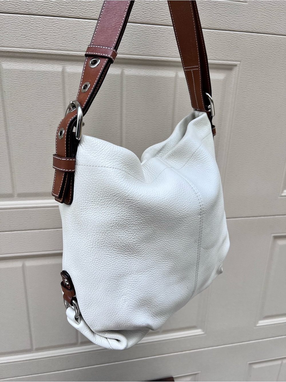Vintage COACH SoHo White Pebbled Shoulder Bag - Picture 11 of 16